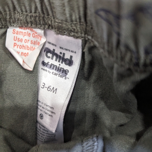 6/$22. 🦕 Child of mine boys dino shorts. 3-6 months. EUC. - Picture 3 of 3